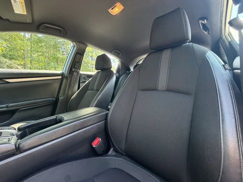 Used 2020 Honda Civic Sport image 15