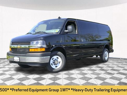 New 2025 Chevrolet Express 3500 Work Van w/ Driver Convenience Package image 2