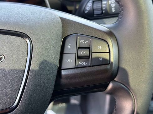 Used 2023 Ford Mustang Mach-E Premium AWD/4WD image 27