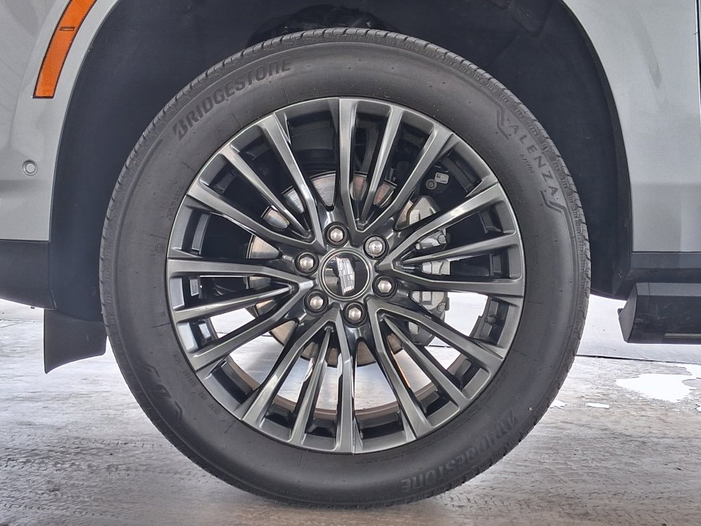 Used 2026 Cadillac Escalade Platinum Sport w/ LPO, Floor Liner Package RWD image 29