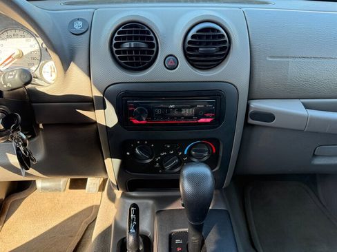 Used 2004 Jeep Liberty Sport w/ PWR Convenience Group image 19