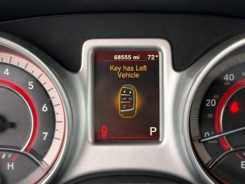 Used 2020 Dodge Journey SE w/ SE Popular Equipment Group FWD image 24