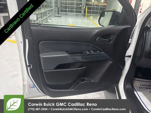 Certified 2018 Chevrolet Colorado Z71 AWD/4WD image 9