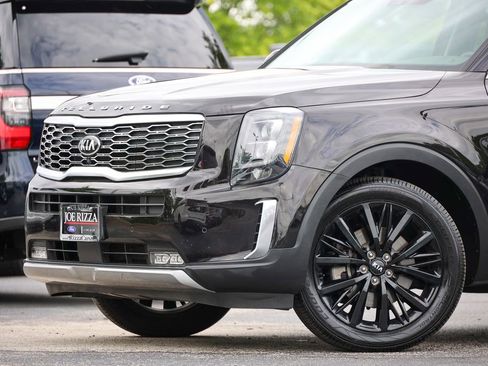 Used 2021 Kia Telluride SX w/ Towing Package FWD image 3