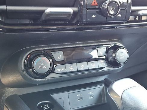 New 2026 Nissan Kicks SV w/ SV Premium Package image 29