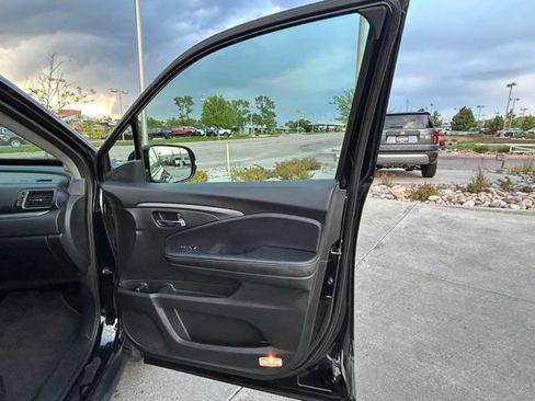 Used 2023 Honda Ridgeline RTL-E image 32