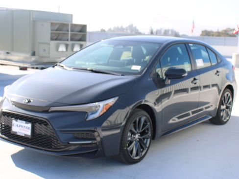 New 2026 Toyota Corolla SE image 6