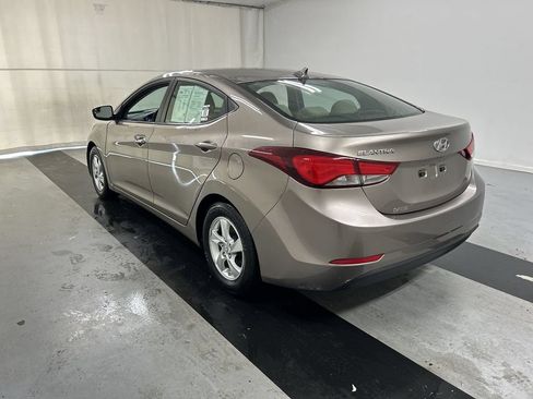 Used 2014 Hyundai Elantra SE FWD image 7