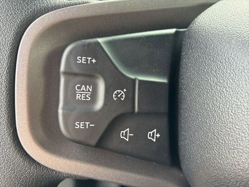 New 2026 Ford Bronco Base image 20