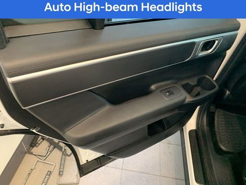 Used 2024 Hyundai Santa Fe SE image 12