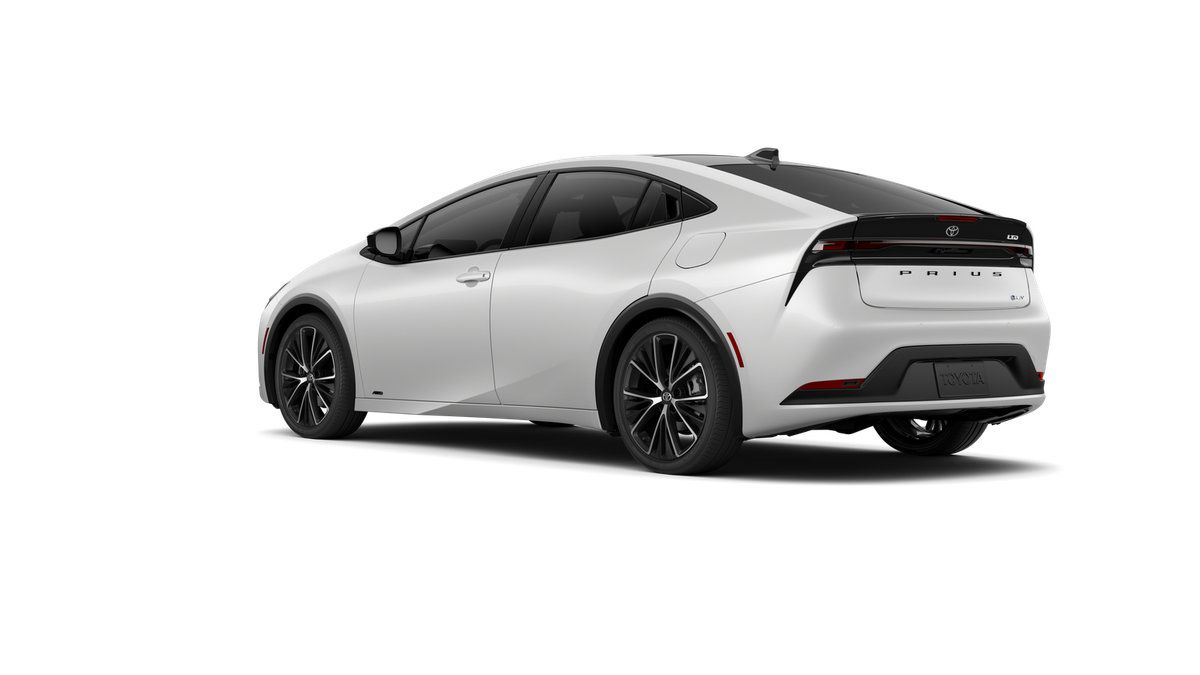 New 2027 Toyota Prius Limited w/ Limited Premium Package AWD/4WD image 6