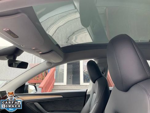 Used 2023 Tesla Model Y Long Range AWD/4WD image 24