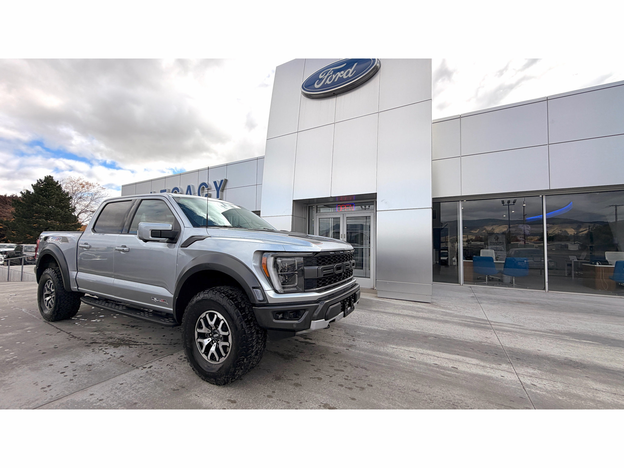 Used 2023 Ford F150 Raptor AWD/4WD image 1