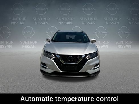 Used 2020 Nissan Rogue Sport SL FWD image 10