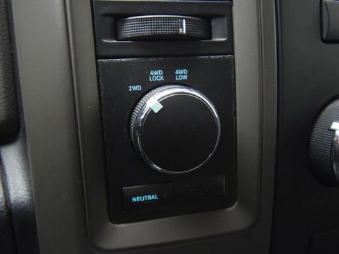 Used 2012 RAM 1500 Express AWD/4WD image 25