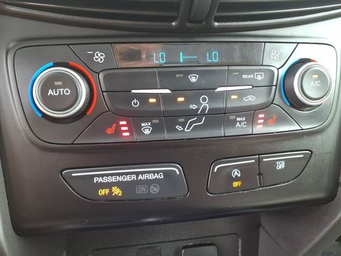 Used 2019 Ford Escape SEL FWD image 18