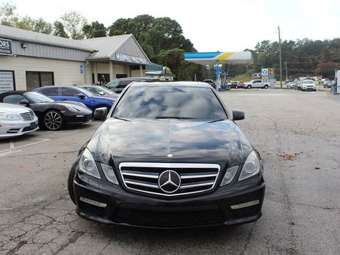 Used 2010 Mercedes-Benz E 63 AMG Sedan image 2
