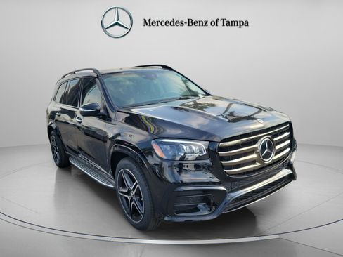 Certified 2026 Mercedes-Benz GLS 450 4MATIC image 8