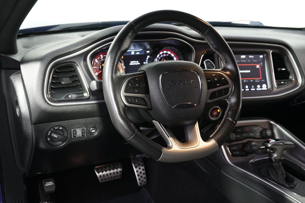 Used 2020 Dodge Challenger SRT Hellcat RWD image 12