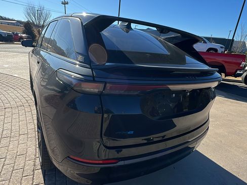 Used 2024 Jeep Wagoneer Launch Edition image 10