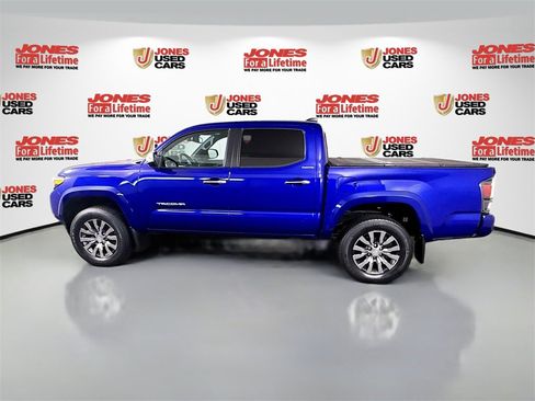 Certified 2022 Toyota Tacoma Limited image 16