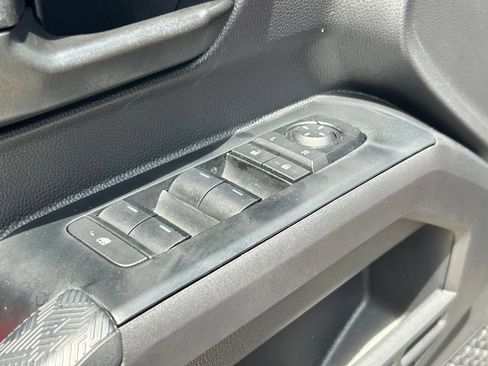 Used 2025 Toyota Tacoma TRD Pro AWD/4WD image 24