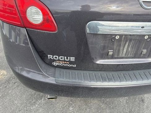 Used 2013 Nissan Rogue SV image 5