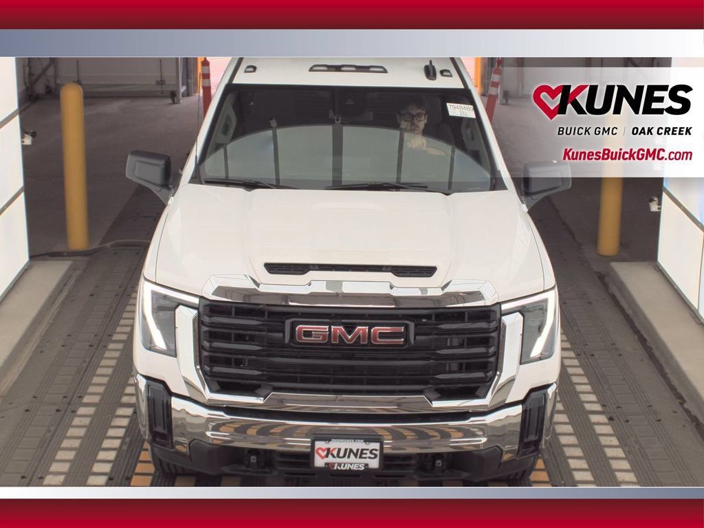 New 2026 GMC Sierra 2500 Pro AWD/4WD image 3