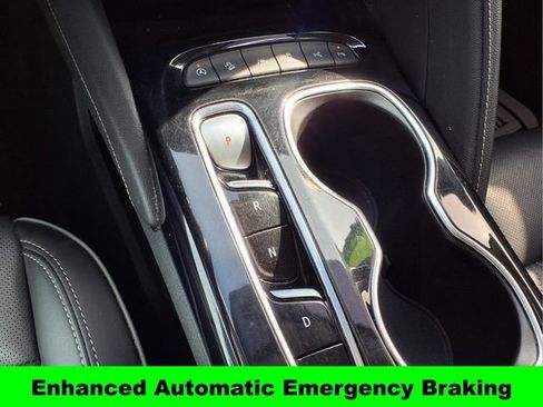 Used 2022 Buick Envision Avenir w/ Technology Package II AWD/4WD image 15