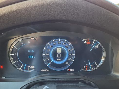 Used 2019 Cadillac Escalade Luxury image 30