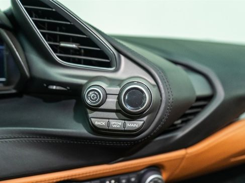 Used 2017 Ferrari 488 GTB image 81