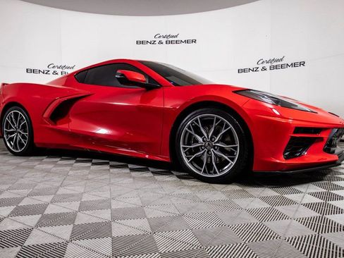 Used 2023 Chevrolet Corvette Stingray Premium Cpe w/ Z51 Performance Package image 3