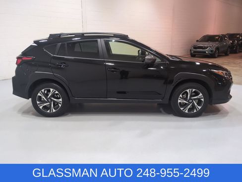 Certified 2025 Subaru Crosstrek 2.5i Premium AWD/4WD image 2