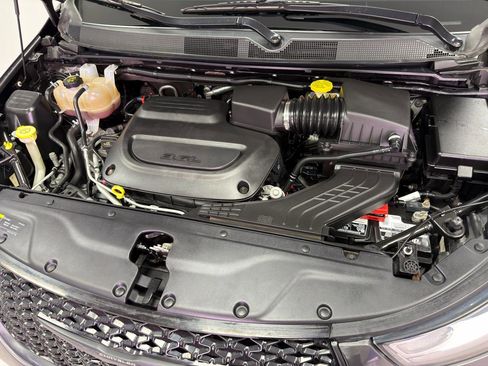 Used 2021 Chrysler Pacifica Touring-L w/ S Appearance Package FWD image 34