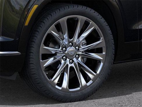 New 2026 Cadillac Vistiq Premium Luxury w/ LPO, Floor Liner Package image 9