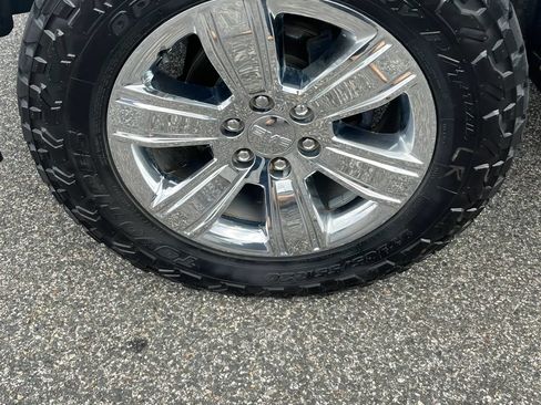 Used 2018 GMC Sierra 1500 SLT AWD/4WD image 20