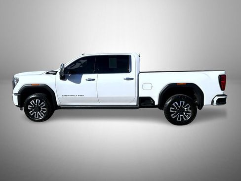 Used 2024 GMC Sierra 2500 Denali Ultimate AWD/4WD image 8
