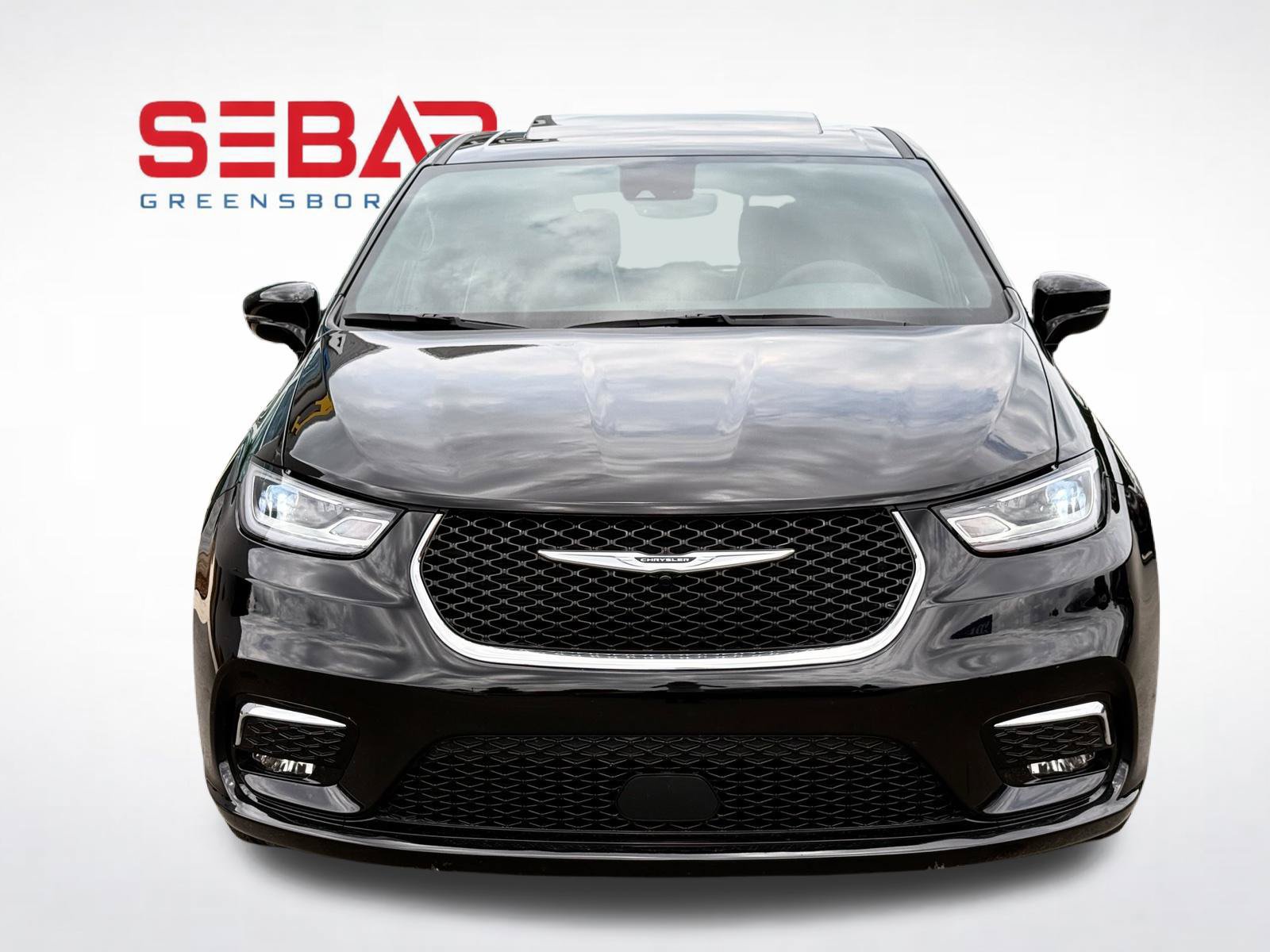Used 2026 Chrysler Pacifica Limited FWD image 6