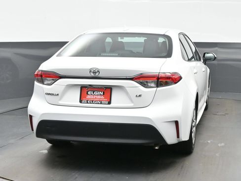 Used 2024 Toyota Corolla LE FWD image 5
