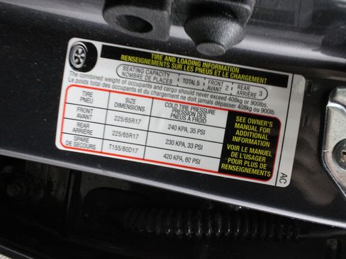 Used 2025 Subaru Outback Premium w/ Popular Package #1A AWD/4WD image 34