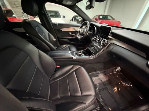 Used 2018 Mercedes-Benz C 300 Sedan w/ AMG Line image 21