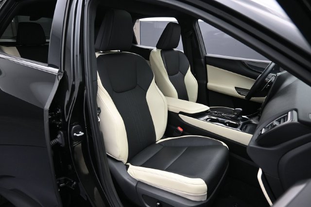 Used 2024 Lexus NX 250 FWD image 31
