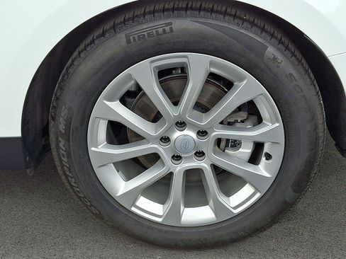 Used 2025 Land Rover Range Rover Sport AWD/4WD image 10