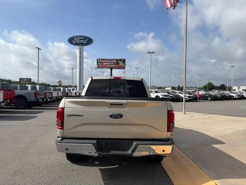 Used 2017 Ford F150 Lariat w/ Equipment Group 502A Luxury RWD image 4
