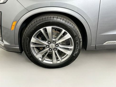 Used 2022 Cadillac XT6 Premium Luxury AWD/4WD image 33