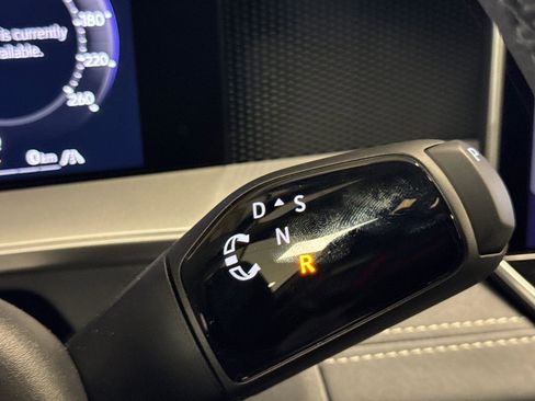 New 2026 Volkswagen Tiguan SE R-Line image 20