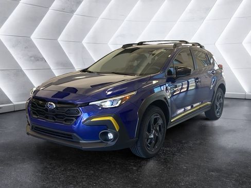 Used 2025 Subaru Crosstrek 2.5i Sport w/ Crosstrek Mirror Package AWD/4WD image 3