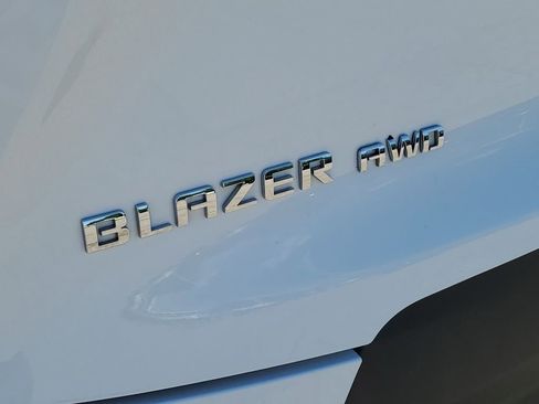 Used 2024 Chevrolet Blazer LT w/ Convenience Package AWD/4WD image 37