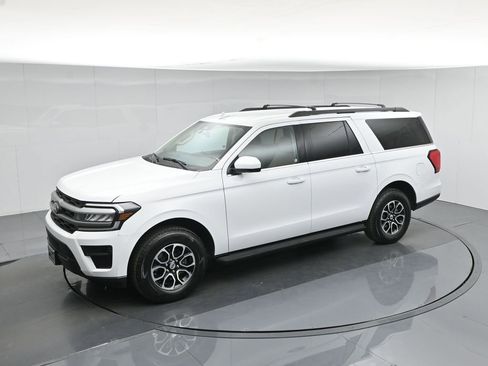 Certified 2024 Ford Expedition Max XLT image 44