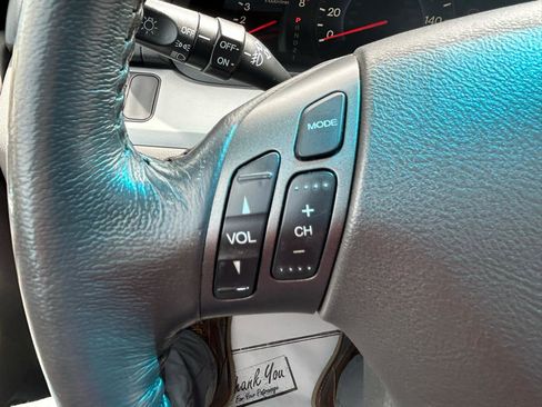 Used 2010 Honda Odyssey EX-L image 17